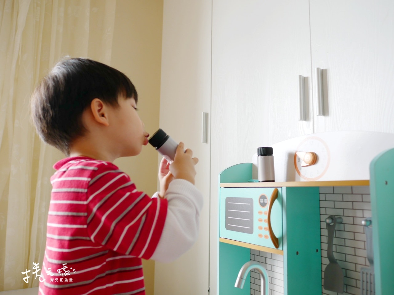 【育兒】平價質感系廚房玩具 TEAMSON 火車軌道桌、dyson兒童吸塵器、木製家家酒兒童廚房玩具 - 第31張圖 【育兒】平價質感系廚房玩具 TEAMSON 火車軌道桌、dyson兒童吸塵器、木製家家酒兒童廚房玩具