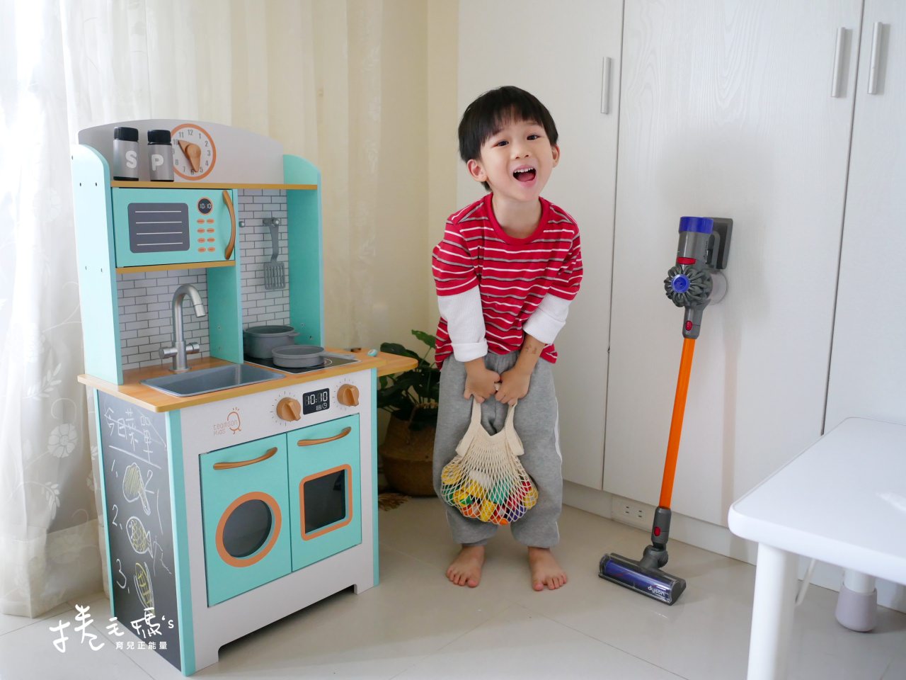 teamson 小廚房 dyson兒童吸塵器 P1090329