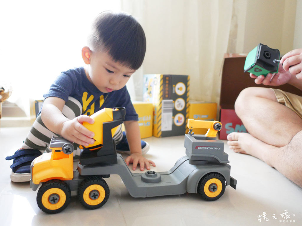 smart積木車 幼兒玩具 車車模型 兩歲玩具 玩具車推薦49.jpg