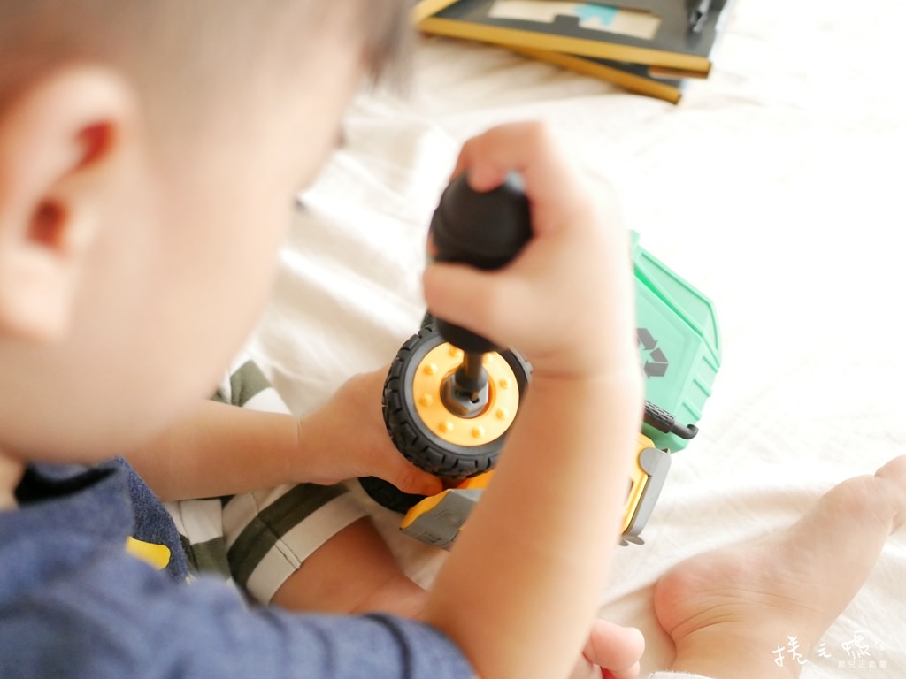 smart積木車 幼兒玩具 車車模型 兩歲玩具 玩具車推薦25.jpg