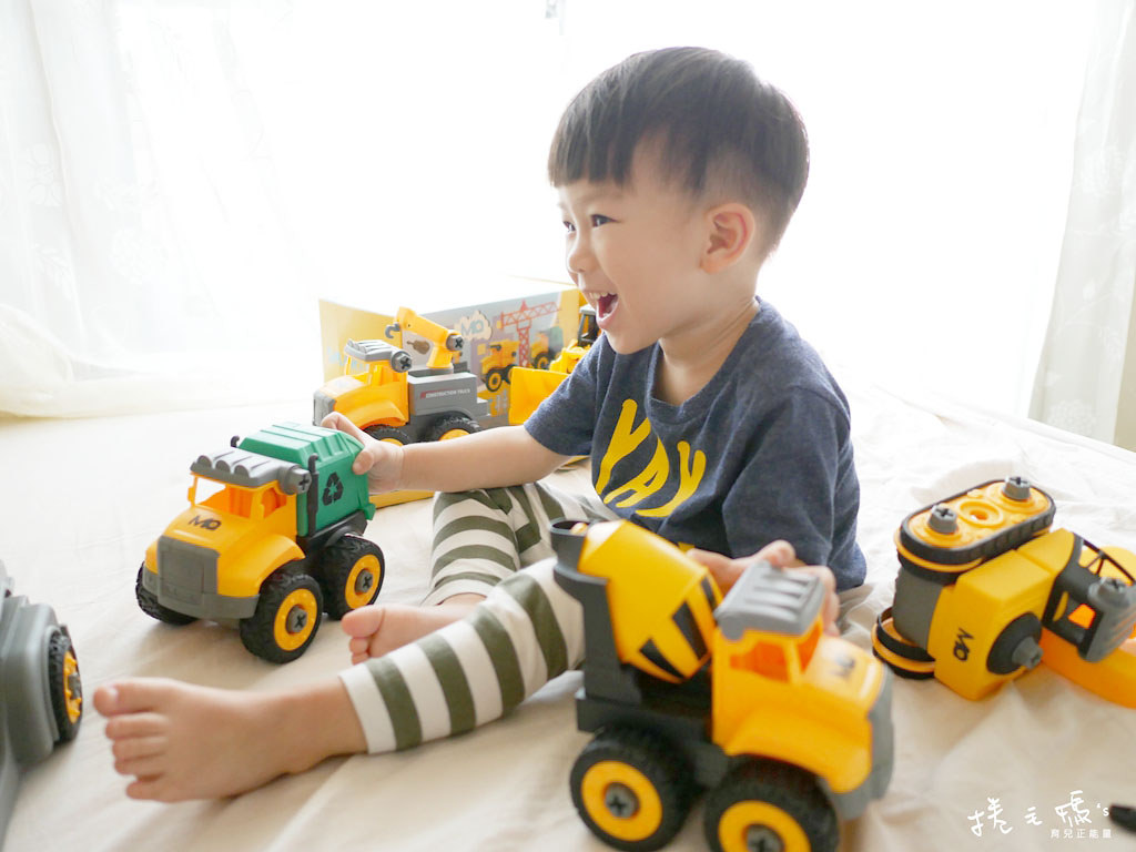 smart積木車 幼兒玩具 車車模型 兩歲玩具 玩具車推薦10.jpg
