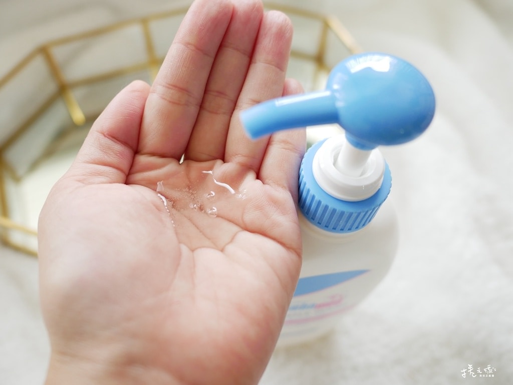 施巴乳液 嬰兒乳液 沐浴露 泡泡露 濕疹 過敏27.jpg