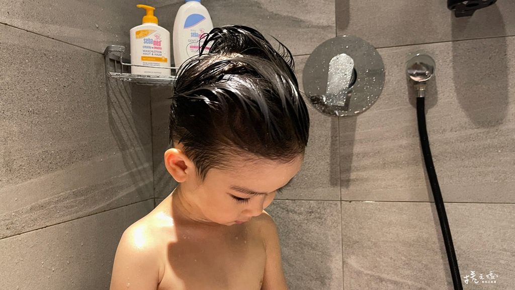 施巴乳液 嬰兒乳液 沐浴露 泡泡露 濕疹 過敏13.jpg