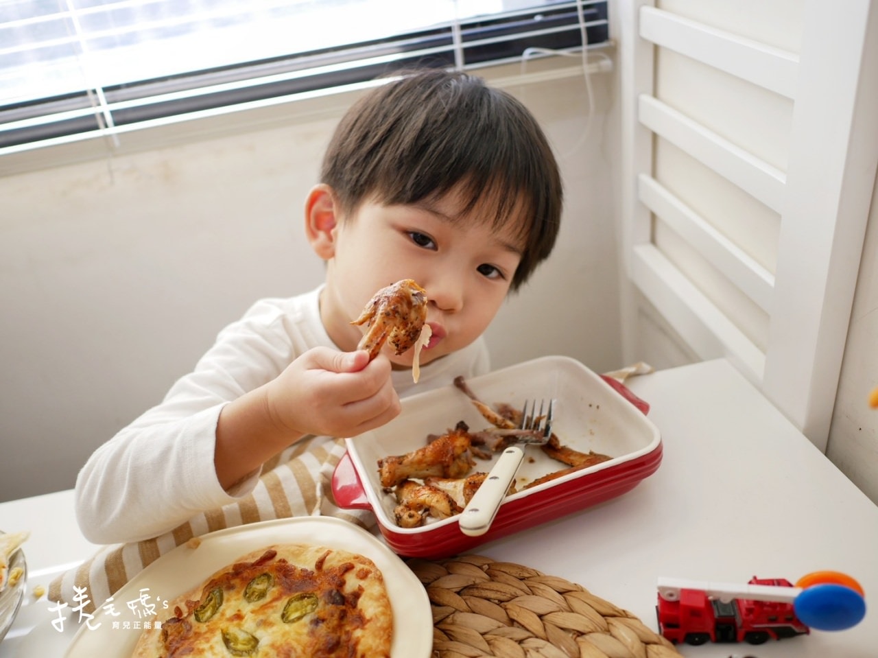【宅配美食】大人小孩一吃愛上的美味！Alleycat’s冷凍pizza，在家烤起來跟餐廳一樣好吃！
