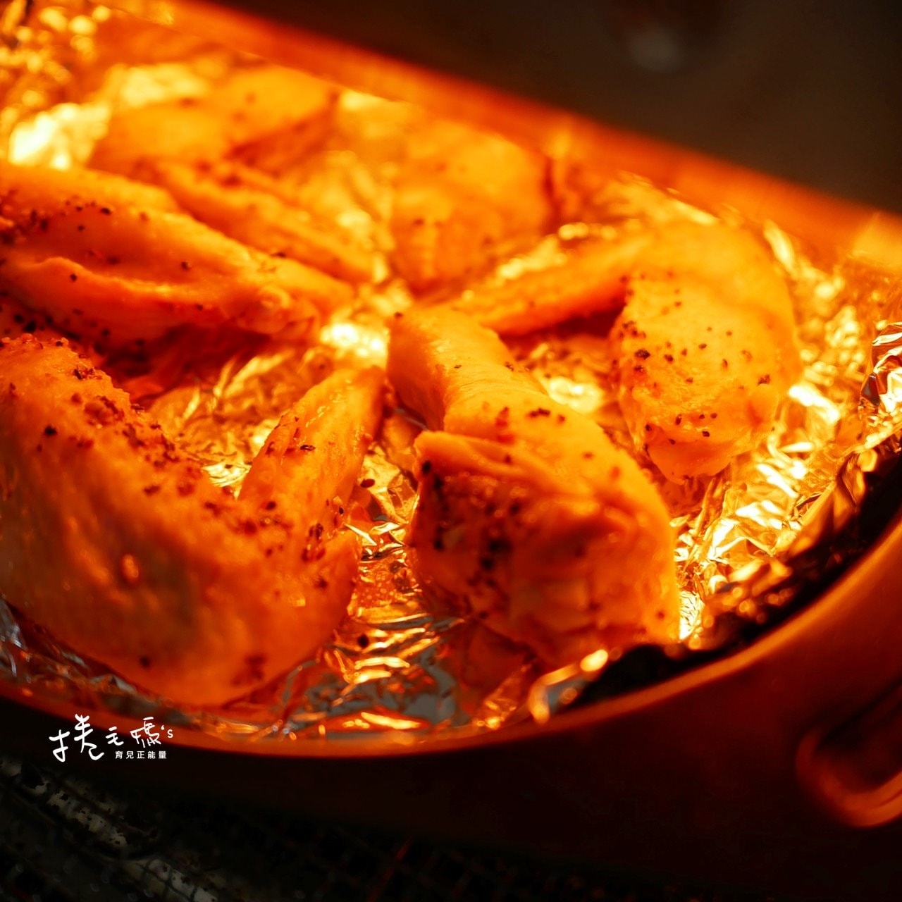 【宅配美食】大人小孩一吃愛上的美味！Alleycat’s冷凍pizza，在家烤起來跟餐廳一樣好吃！