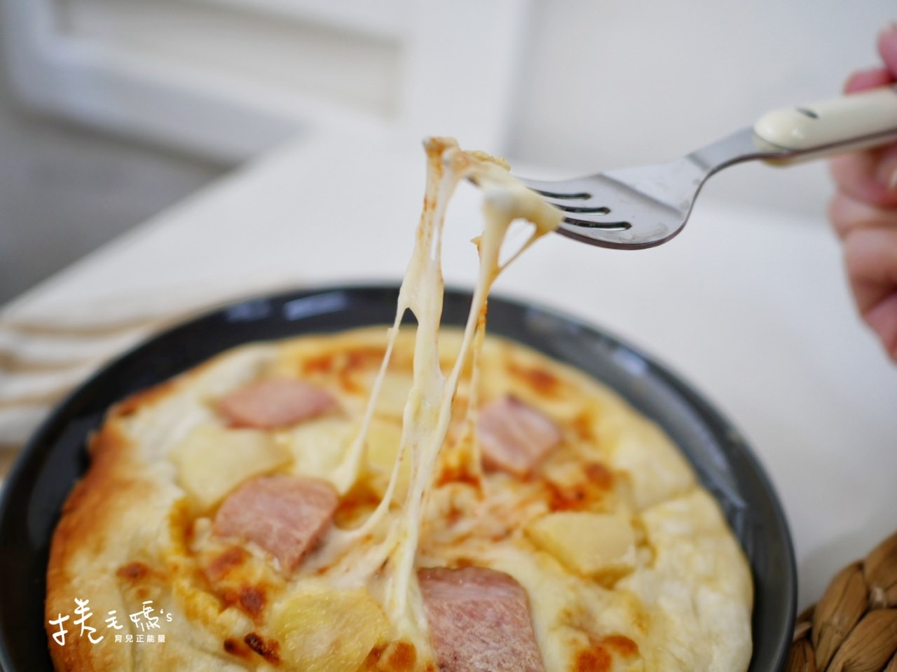 【宅配美食】大人小孩一吃愛上的美味！Alleycat’s冷凍pizza，在家烤起來跟餐廳一樣好吃！