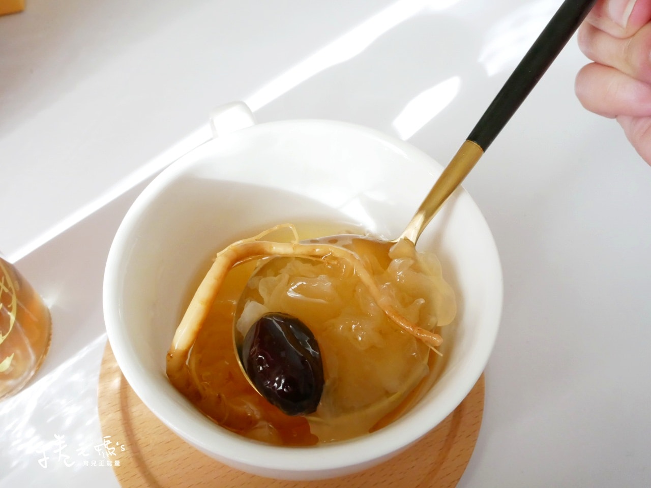 宅配美食｜過年過節送禮不出錯 亞大T8銀耳露禮盒 中價位的高級養生禮盒