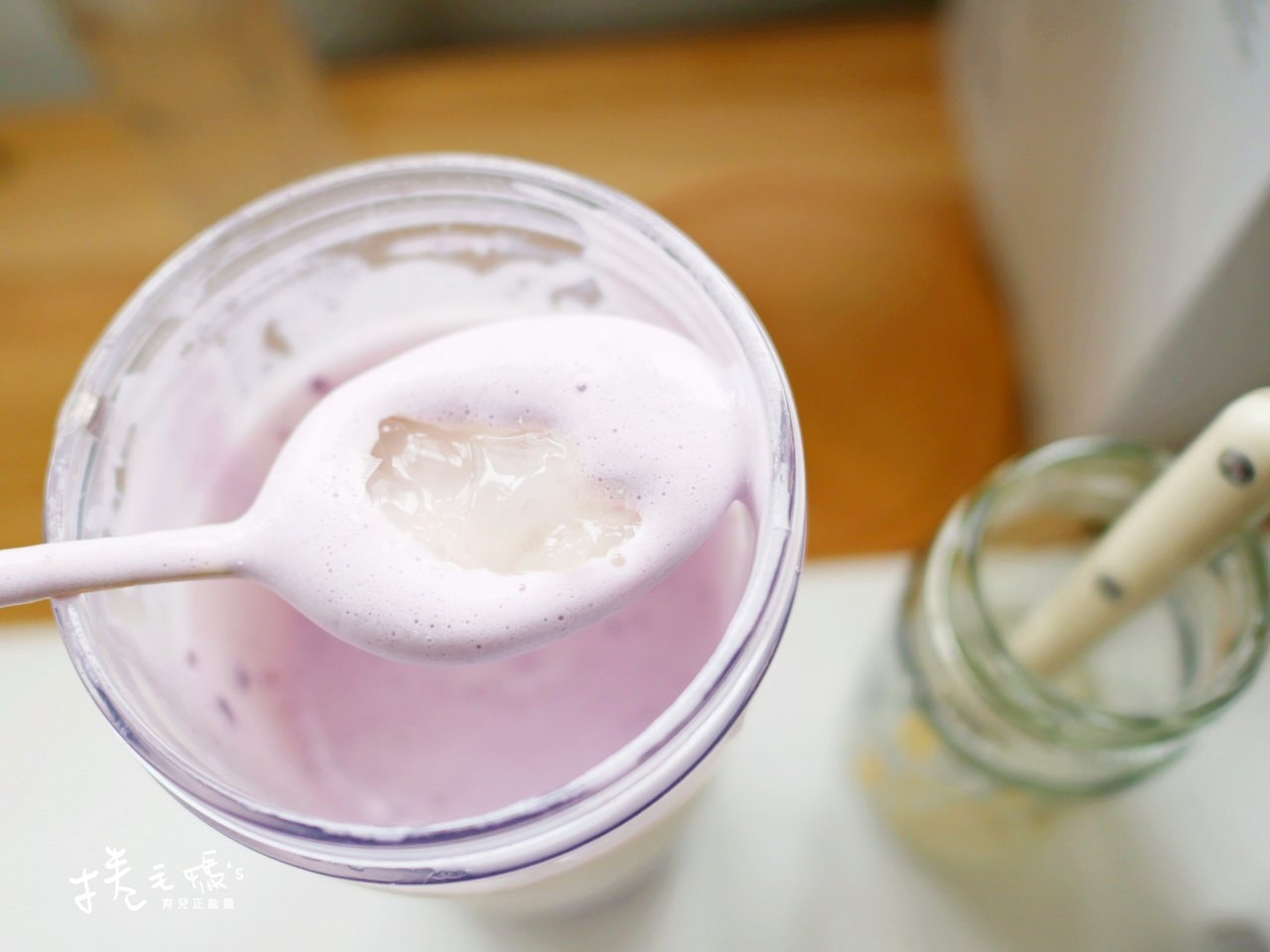 宅配美食｜過年過節送禮不出錯 亞大T8銀耳露禮盒 中價位的高級養生禮盒