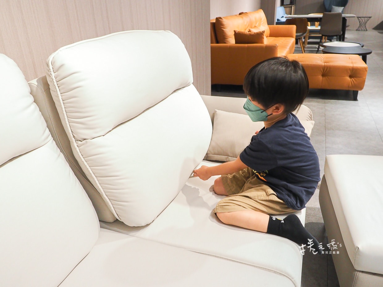 【居家裝潢】家具推薦 4款適合小空間的變形大沙發 沙發先生家居Mr.sofa casa新北體驗館