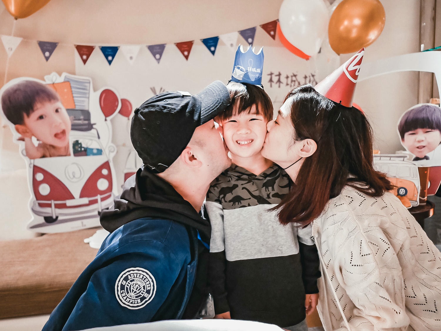 公子4歲生日快樂!生日派對布置DIY 網購露營主題派對包 L派對 - 第32張圖 公子4歲生日快樂!生日派對布置DIY 網購露營主題派對包 L派對