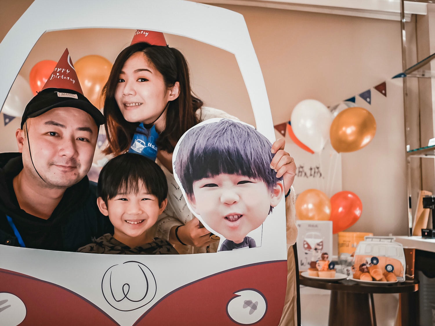 公子4歲生日快樂!生日派對布置DIY 網購露營主題派對包 L派對 - 第35張圖 公子4歲生日快樂!生日派對布置DIY 網購露營主題派對包 L派對