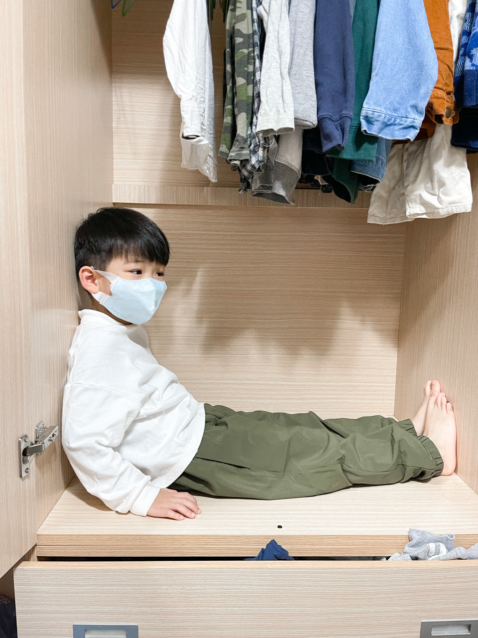 收納｜不改裝潢、不丟家具，為雜亂的住辦空間居家收納找回清爽空間 廖哥線上影片課程折扣碼