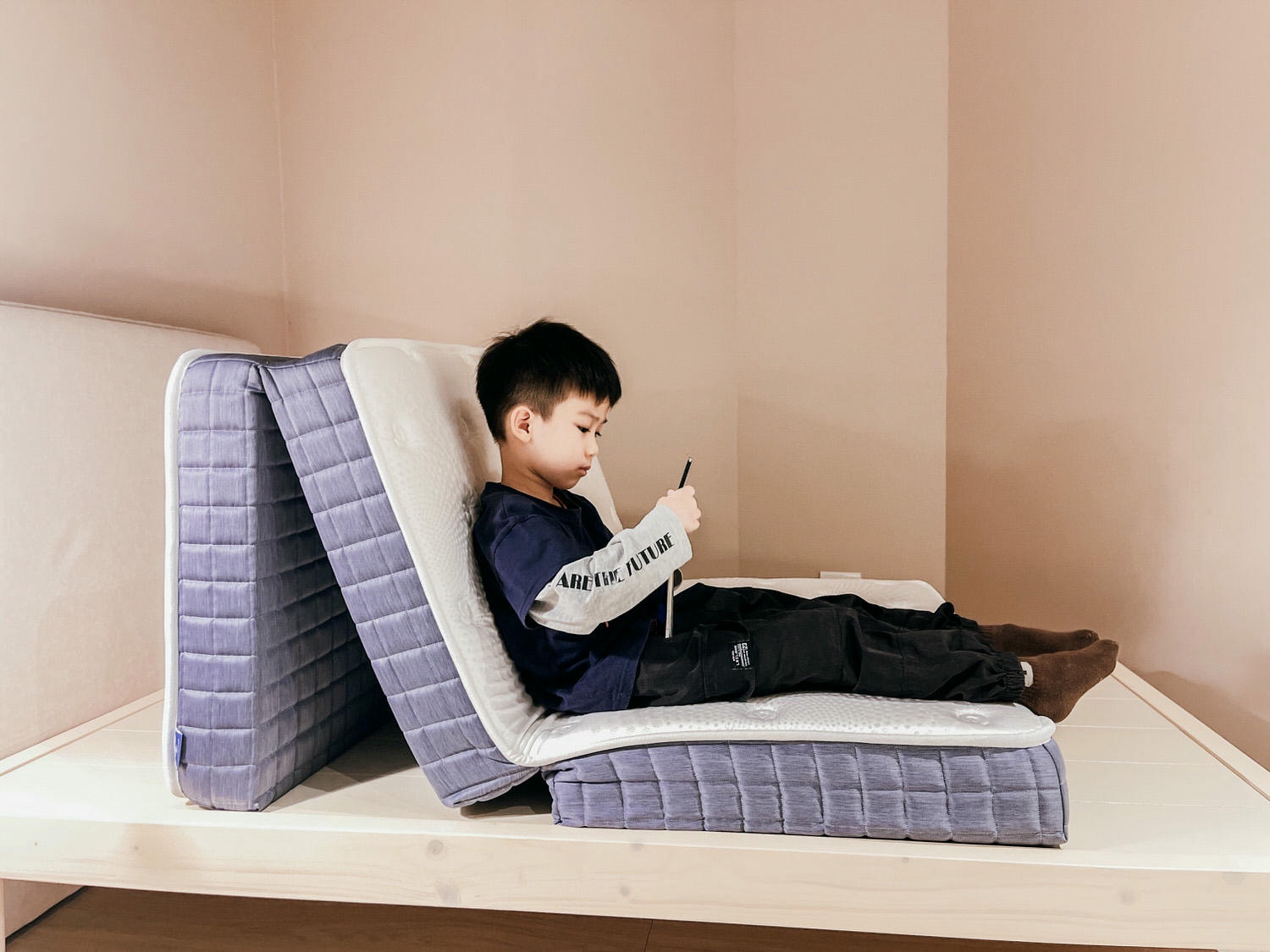 床墊推薦 | Moonland睦眠床墊 台北門市 7款床墊試躺心得 防塵螨10年保固 MIT台灣製床墊