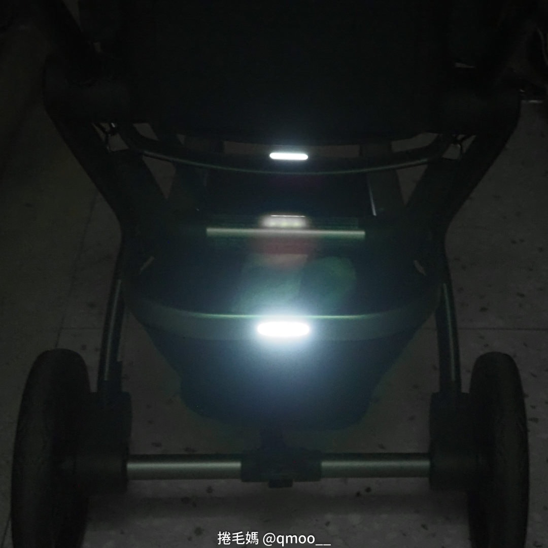 嬰兒推車推薦 Joolz Hub+嬰兒推車界的suv小戰車 自帶車燈的全能型推車！