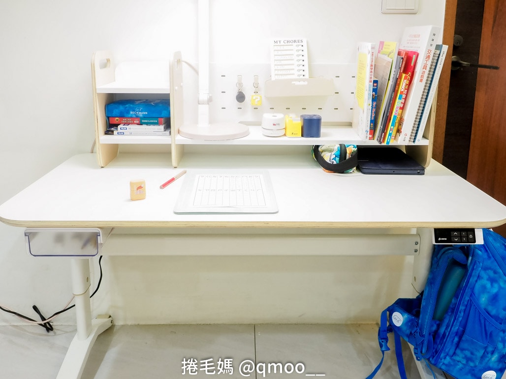 小學生書桌如何準備?日本林製作所 電動升降兒童成長桌&淘寶成長椅 購入心得分享