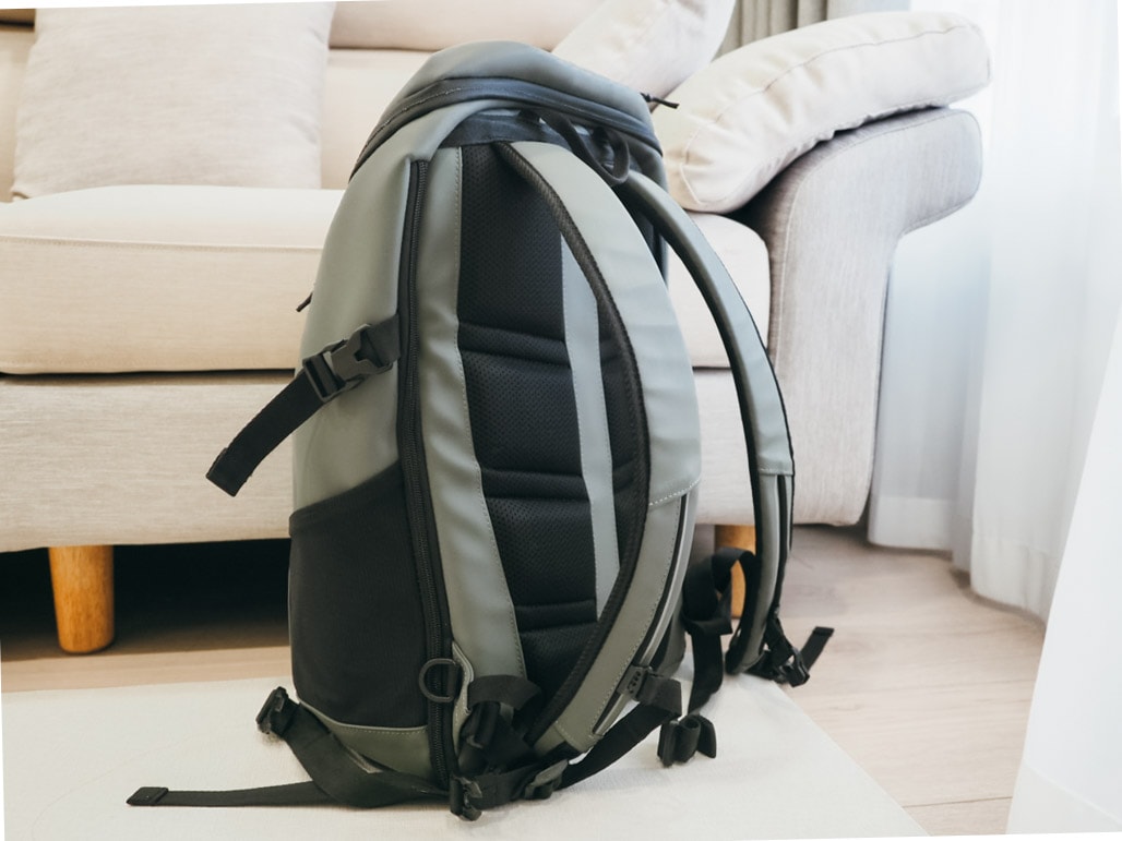 工作旅行多用 高顏值機能型防水護脊後背包 挪威BECKMANN Street FLX  15.6吋筆電也能放