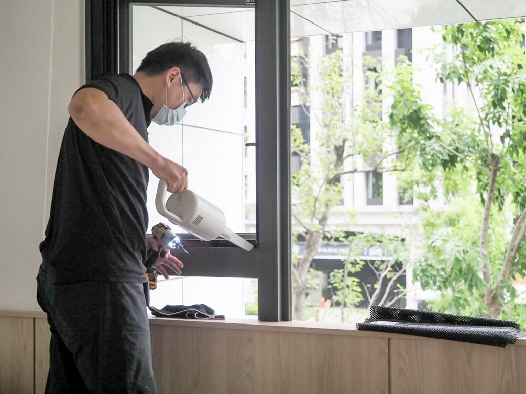 裝潢| 團購 荷蘭Poll-tex®普特絲防霾紗窗安裝心得費用分享