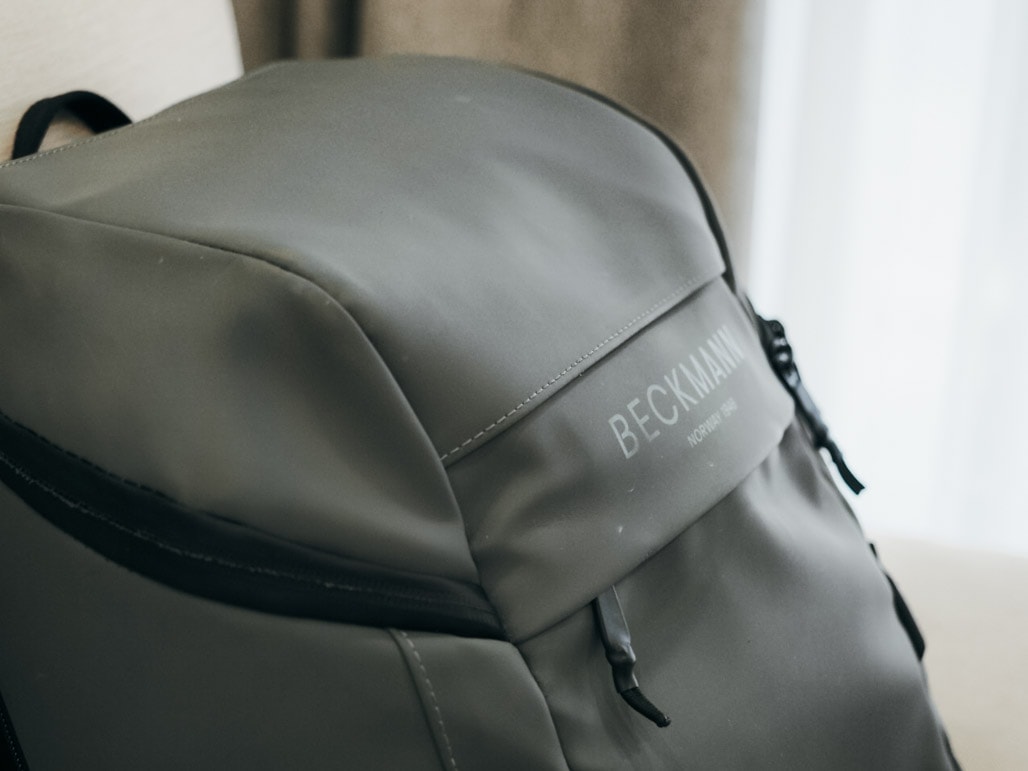 工作旅行多用 高顏值機能型防水護脊後背包 挪威BECKMANN Street FLX  15.6吋筆電也能放