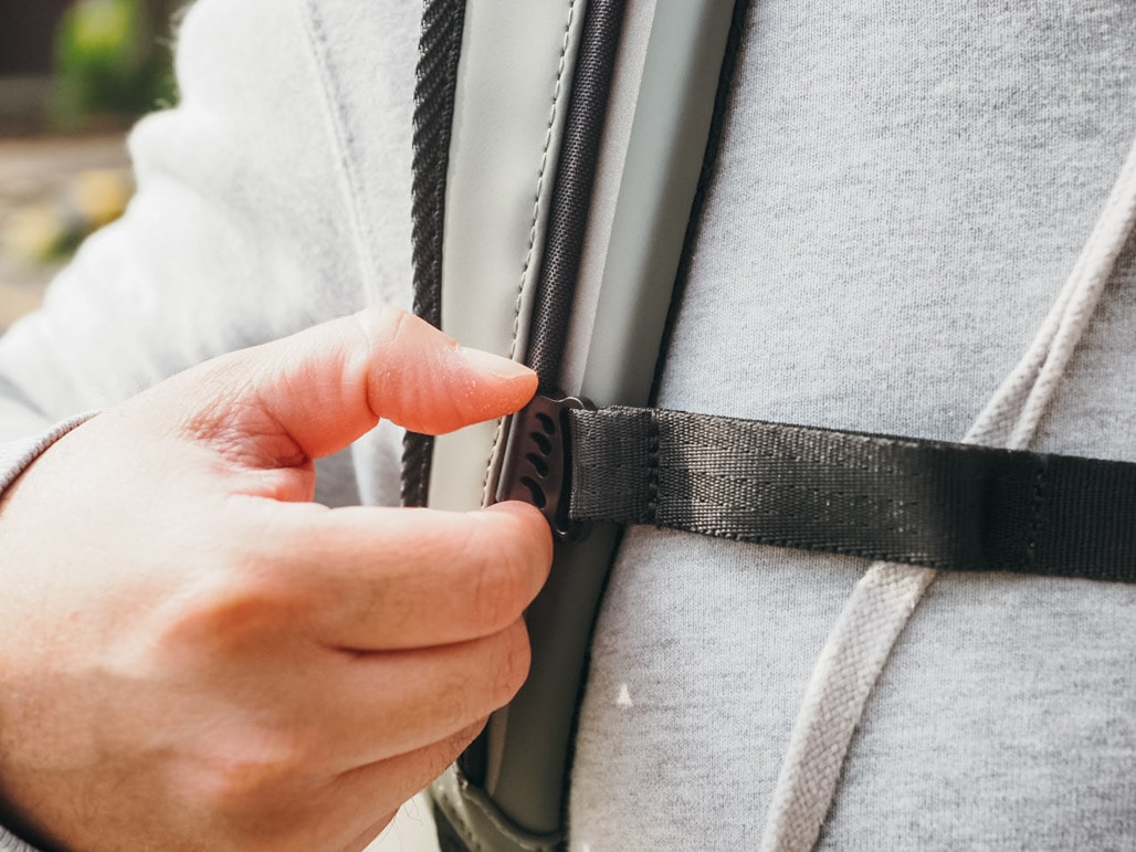 工作旅行多用 高顏值機能型防水護脊後背包 挪威BECKMANN Street FLX  15.6吋筆電也能放