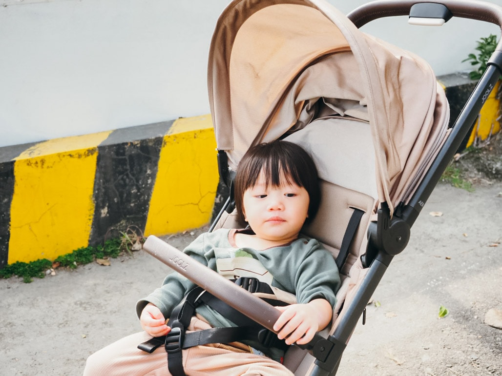 比行李箱還好推！可登機嬰兒推車Joolz Aer+可單手秒收 一年半使用心得 沒出國也一樣好推