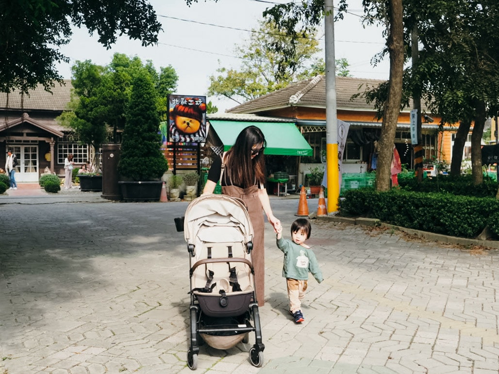 比行李箱還好推！可登機嬰兒推車Joolz Aer+可單手秒收 一年半使用心得 沒出國也一樣好推