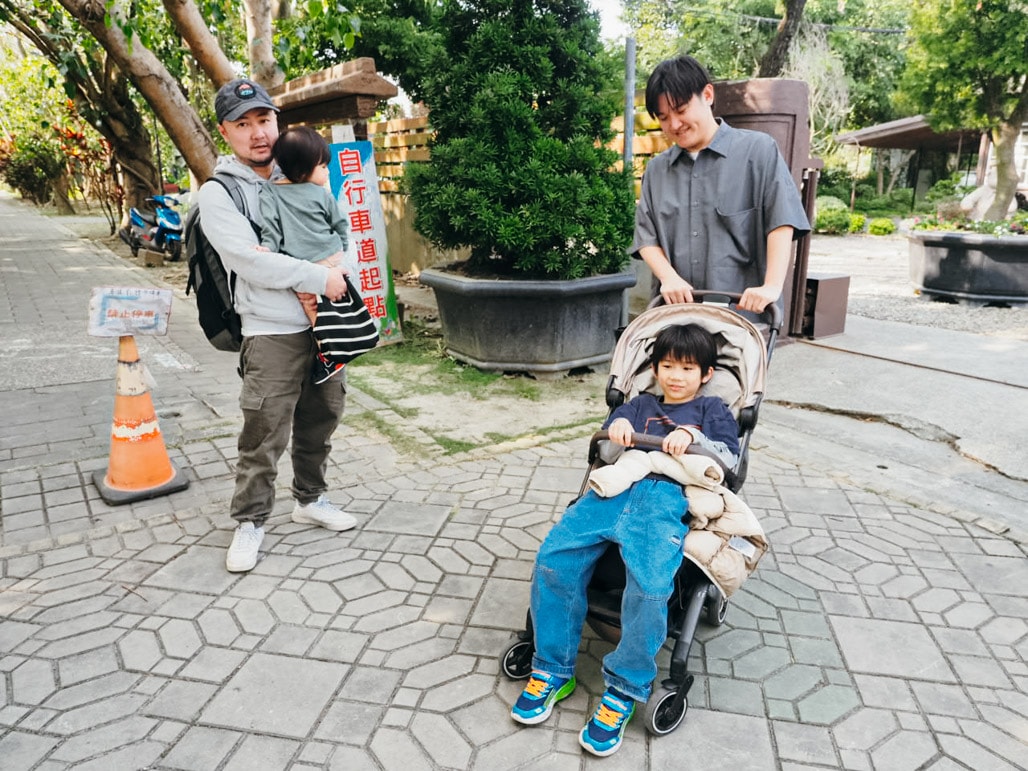 比行李箱還好推！可登機嬰兒推車Joolz Aer+可單手秒收 一年半使用心得 沒出國也一樣好推