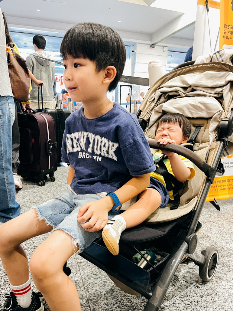 比行李箱還好推！可登機嬰兒推車Joolz Aer+可單手秒收 一年半使用心得 沒出國也一樣好推